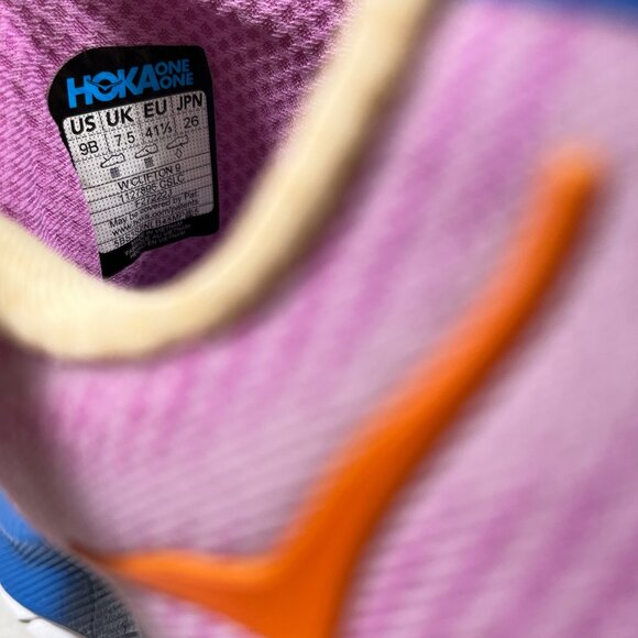 Hoka One One Clifton 9 Running Shoes - Women's Size 9 - Pink - Picture 10 of 10